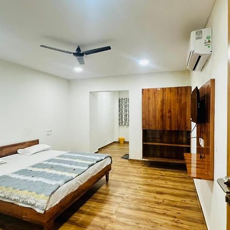 Patel Hotel & Guest House Shanor Kültér fotó